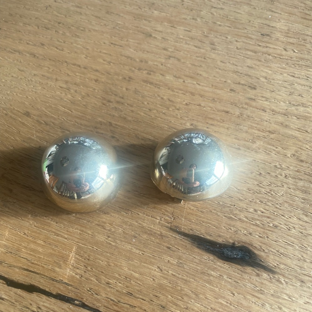 Gold Circle Dome Clip Earrings Women One Size Preloved